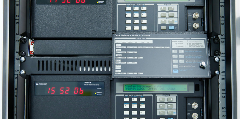 Vaxt, tezlik və mikrodalğa ölçmələri laboratoriyası