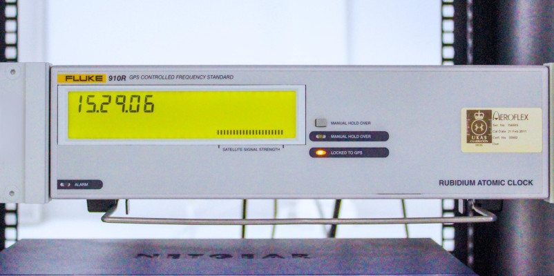 Vaxt, tezlik və mikrodalğa ölçmələri laboratoriyası