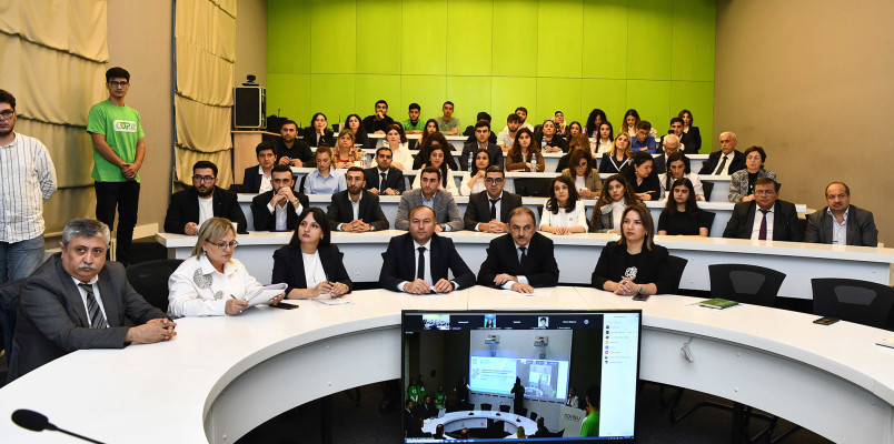 “Ümumdünya Standartlar Günü”nə həsr olunmuş elmi-praktiki simpozium keçirilib