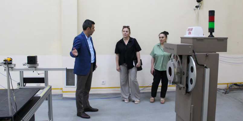 “Azelab” MMC-nin nümayəndələri AzMİ-nin laboratoriya infrastrukturu ilə tanış olublar