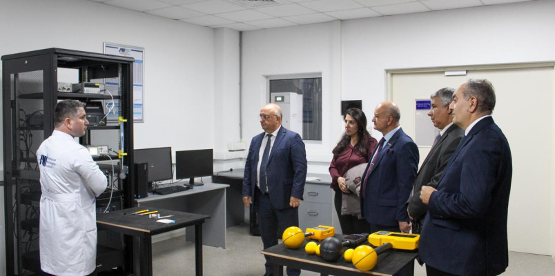 AzMİ-də Elmi-Tədqiqat Aerokosmik İnformatika İnstitutunun nümayəndələri ilə görüş keçirilib