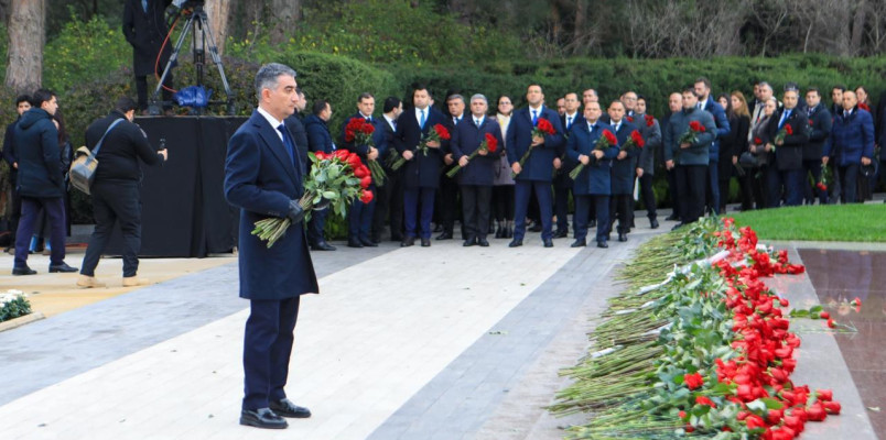 Ümummilli Lider Heydər Əliyevin əziz xatirəsi yad edilib