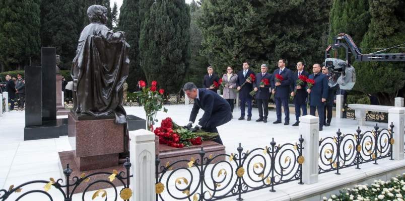 Ümummilli Lider Heydər Əliyevin əziz xatirəsi yad edilib