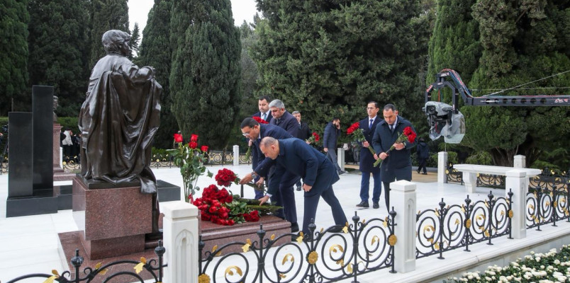 Ümummilli Lider Heydər Əliyevin əziz xatirəsi yad edilib