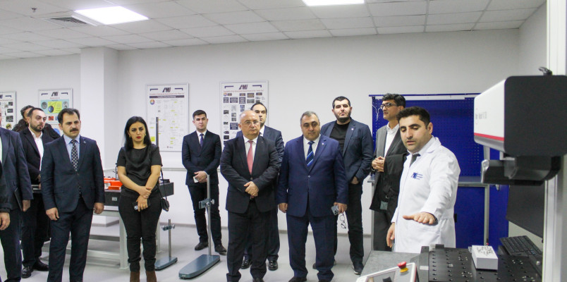 “Caspian Energy Club” üzvlərinin Azərbaycan Metrologiya İnstitutuna işgüzar səfəri təşkil edilib