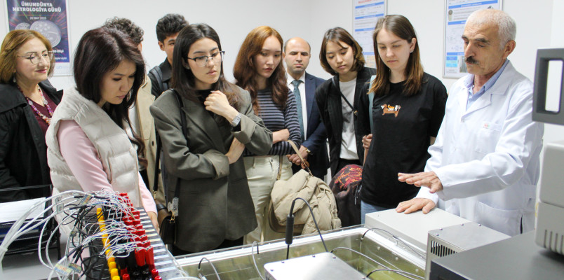 Azərbaycan Metrologiya İnstitutunda Qazaxıstandan olan tələbələr üçün infotur təşkil olunub