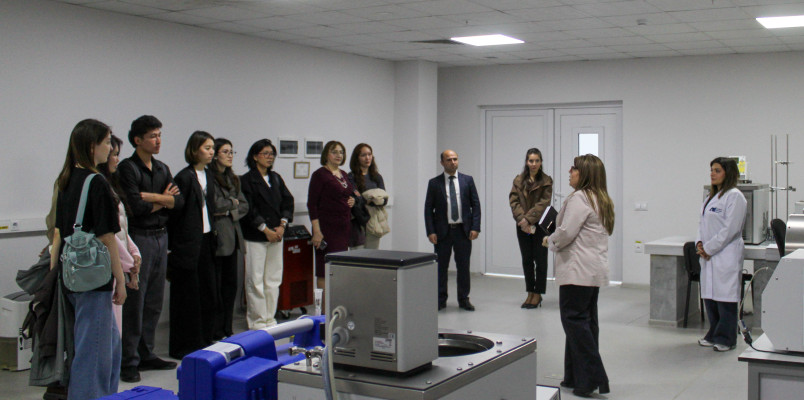 Azərbaycan Metrologiya İnstitutunda Qazaxıstandan olan tələbələr üçün infotur təşkil olunub